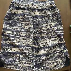 Nike Shorts with University of Kentucky logo - Size Large